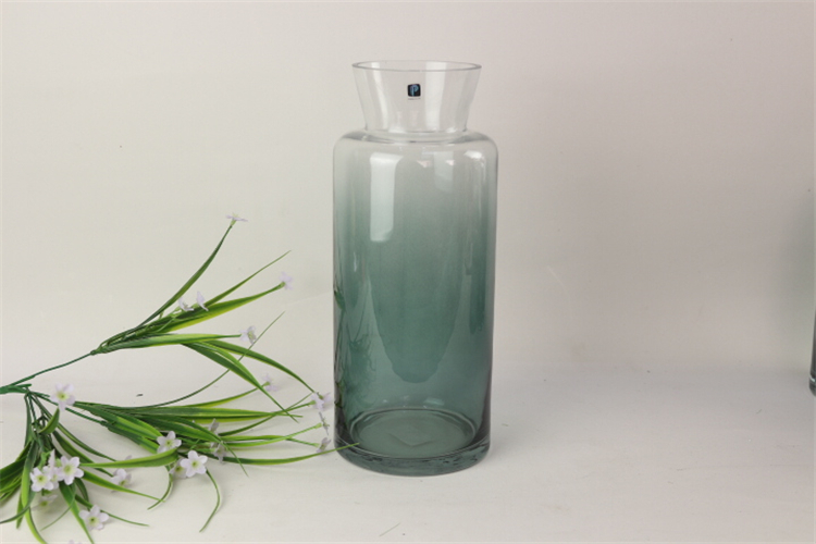 Quality-Assured Creative Round Shape Green Gradient Color Handmade Household Craft Glass Vase