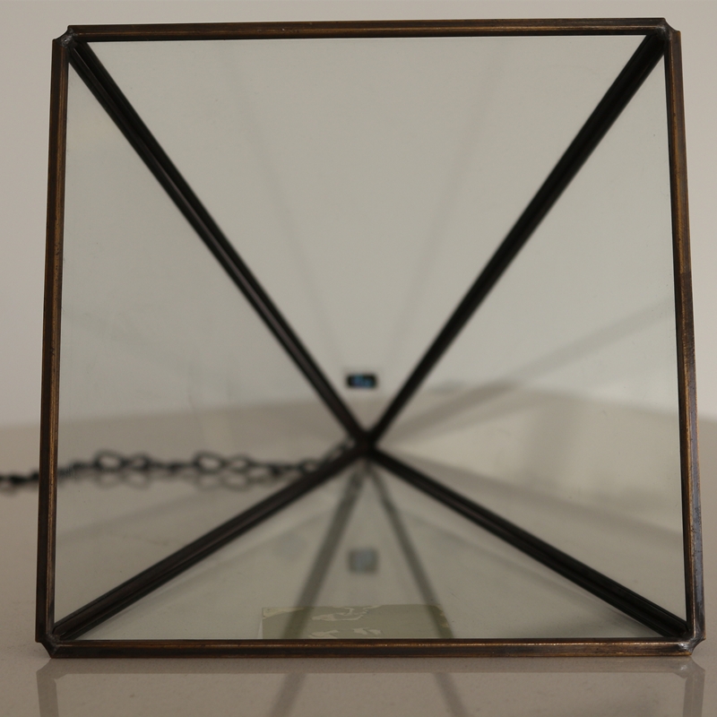 2020 New Pyramid shape terrarium With Factory Wholesale Price Hanging vase glass