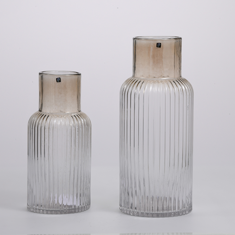 High quality Chinese manufacture specialized floral design glassware decorative glass flower vase on sale