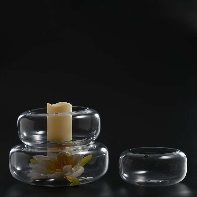Glassware factory supply the pine tree design for Christmas decoration glass candle holder Export to whole world market