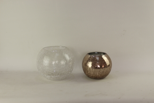 Factory hot sales 2020 ice flowers glass vase with good quality