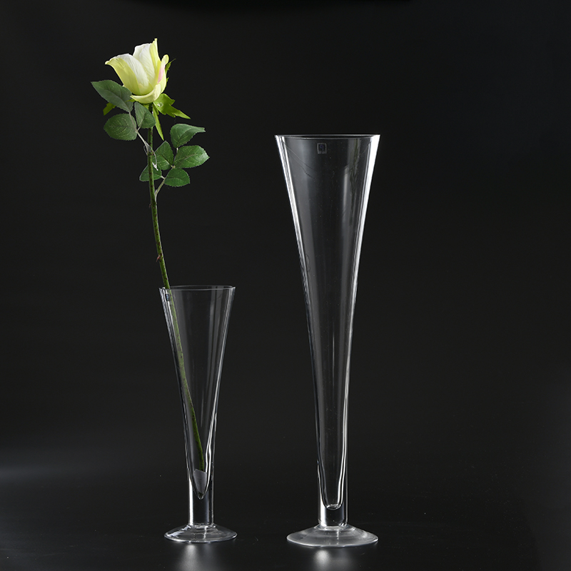 Typical design glass flower vase for decoration customized transparent hand-blown clear glass flower vase on sale