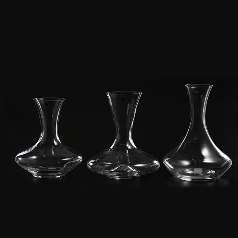 Source European design red wine transparent glass decanter