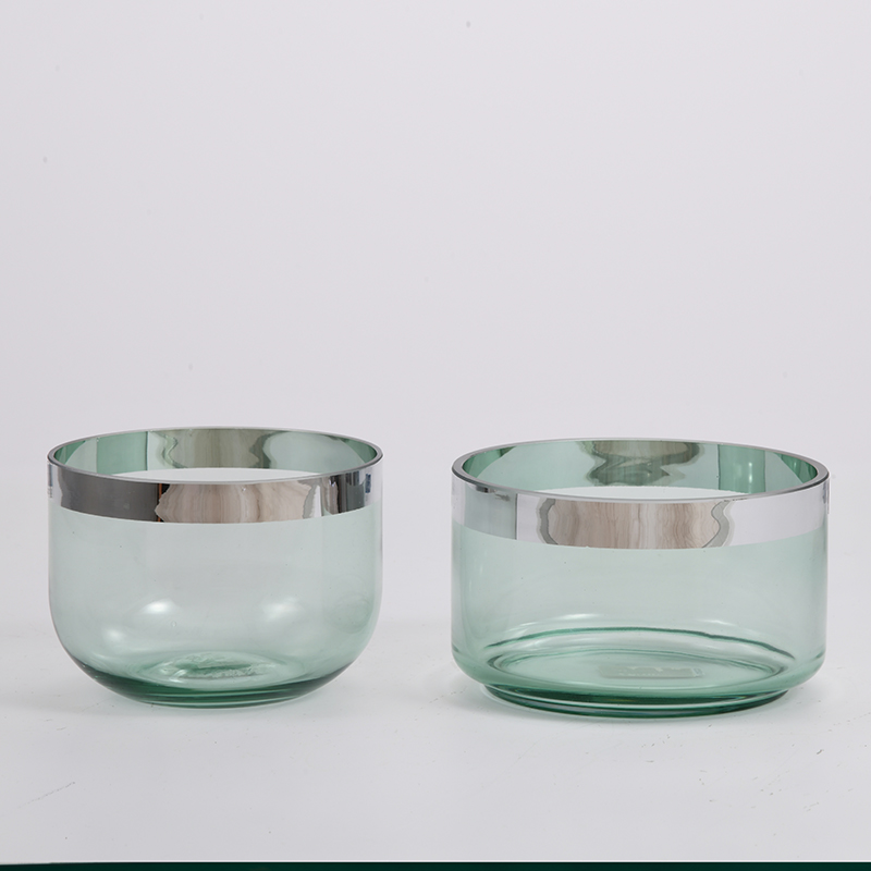 Hot selling green transparent design glass flower vase for home decoration factory directly supply
