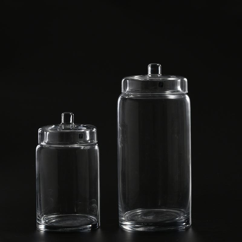 Food storage Different sizes Heavy-duty glass Candy Jar marshmallow jar with glass lid on sale
