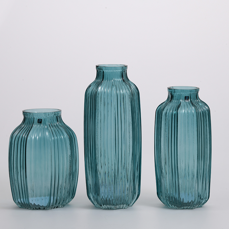 Hot sale heavy duty modern design nordic style small mouth decorative glass flower vase Chinese manufacture