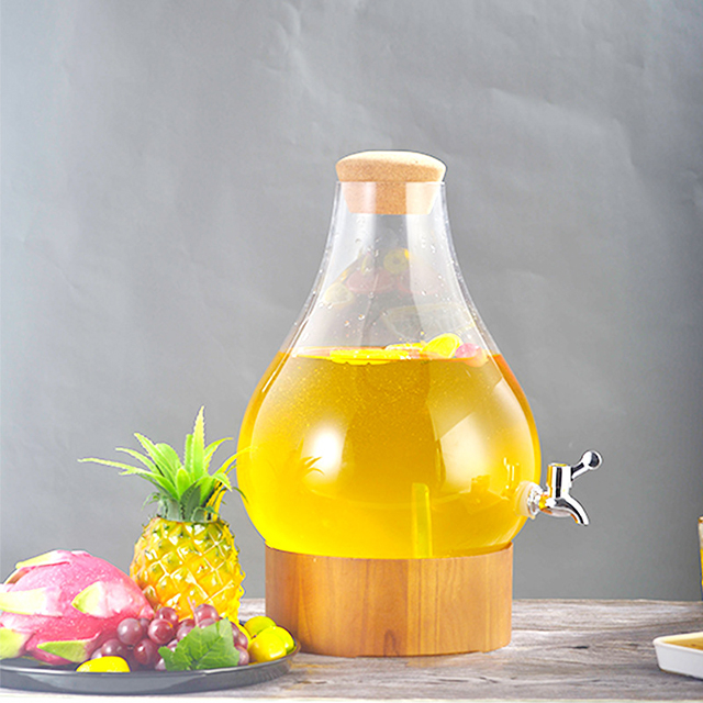 Nordic Style Juice Jar with Faucet for Whole Family Use