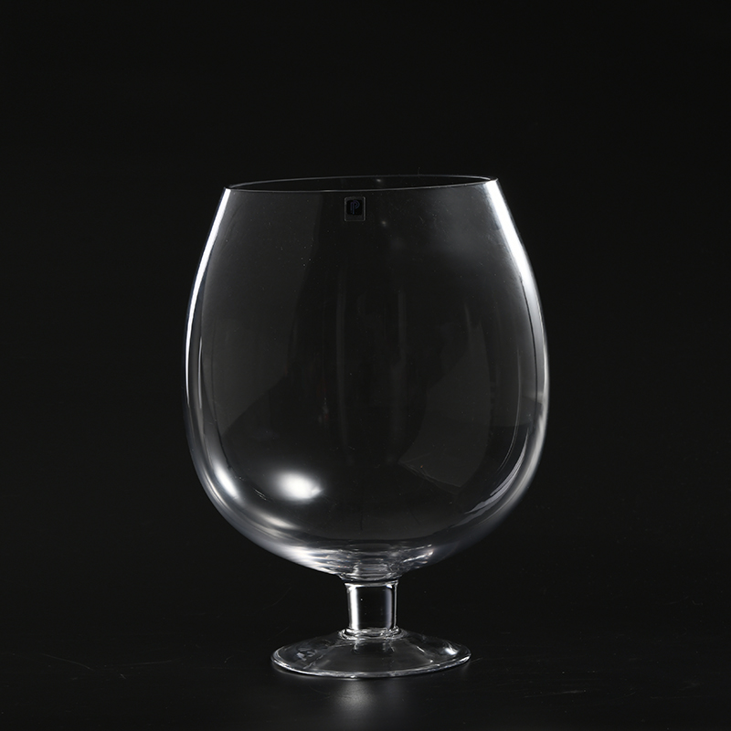 Transparent heavy duty hand-blown glass candle holder with glass stand Professional Manufacturer