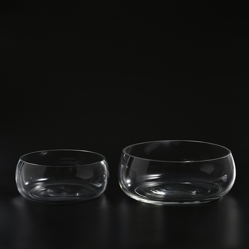 Glassware factory supply hand blown transparent glass candle holder with vertical strip for home decoration