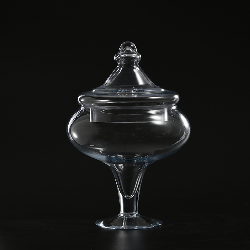 Hot Selling Classic European style transparent glass storage Candy or marshmallow Glass candy Jar With glass Lid