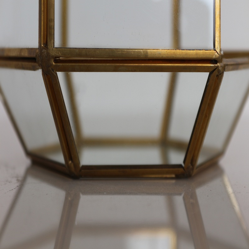 Home decoration Fashion Design High quality glass flower gold and black Brass terrariums geometric