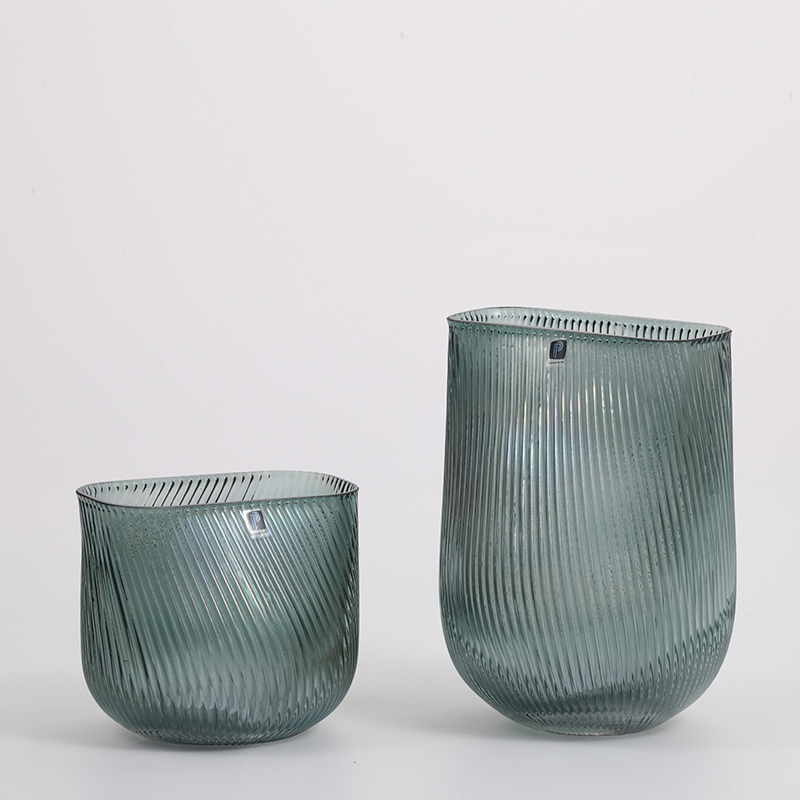 Hand--blown glassware factory supply bamboo design with different gradient color for home decoration glass flower vase on sale