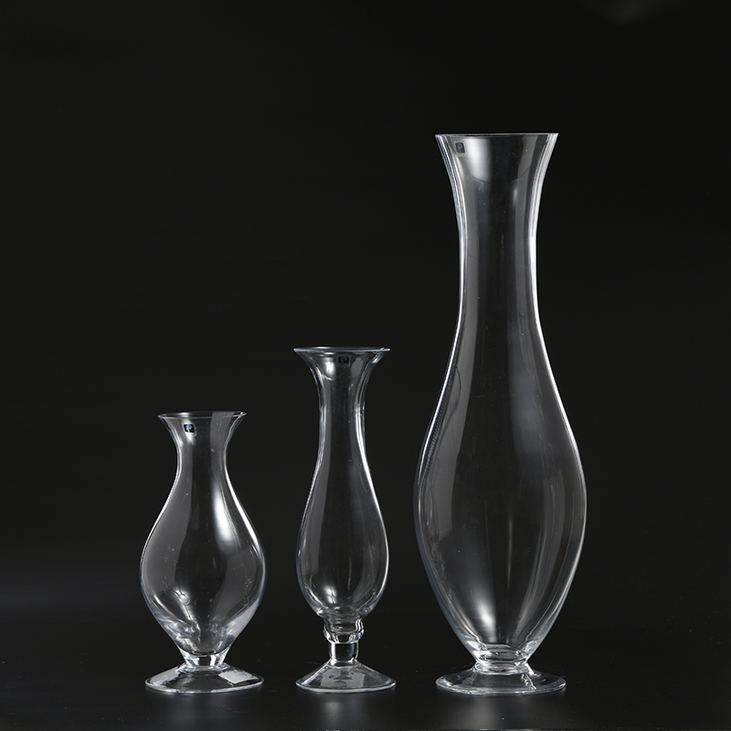 Hot sell tall glass vases for home and cafe table top decorative vases transparent hand-blown glass flower vase