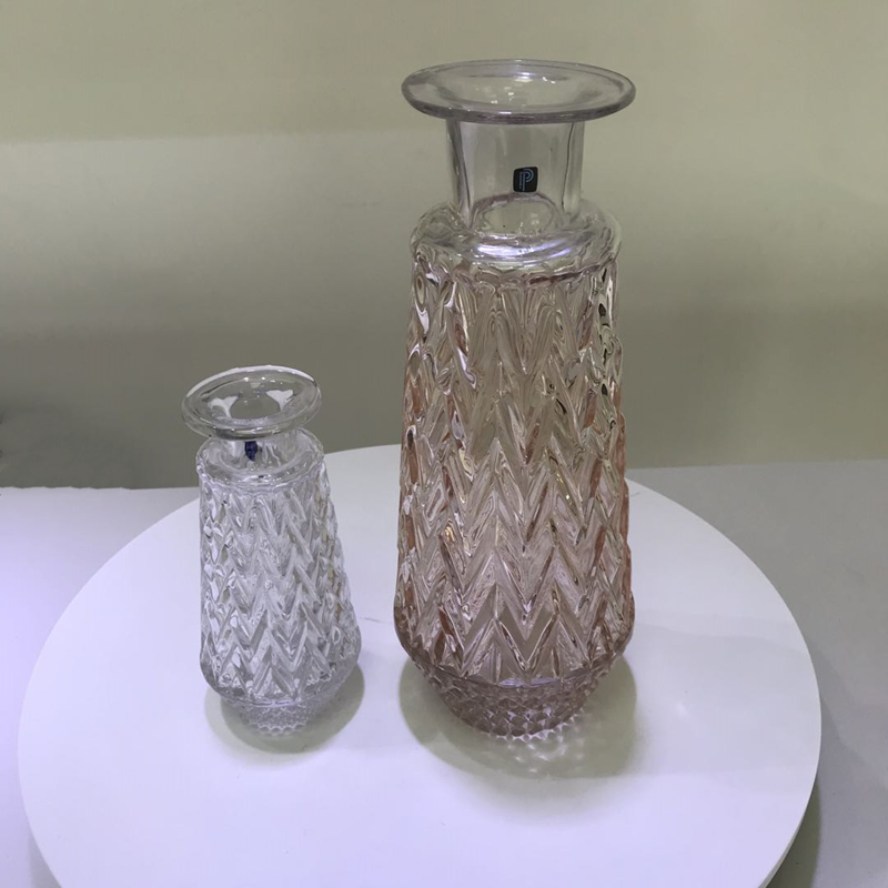 Clear Glass Vase with Ceramic high quality Stand White Porcelain Glass Vase Ceramic Stand
