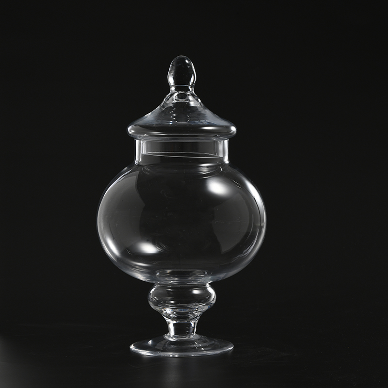 Hot Selling Classic European style transparent glass storage Candy or marshmallow Glass candy Jar With glass Lid
