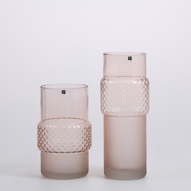 Heavy duty home decoration transparent for European market design glass flower vase on sale