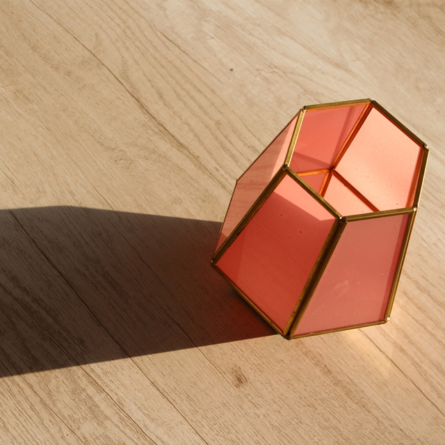 Factory Sale Direct Multi-colored Geometric stained Terrarium from Chinese supplier