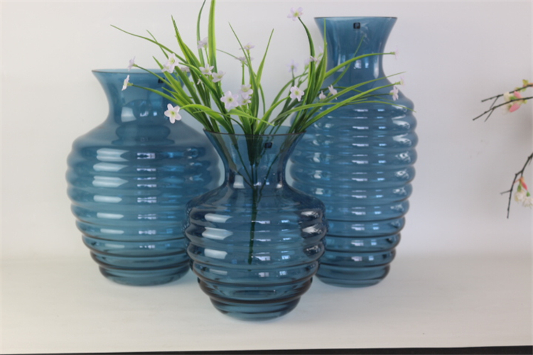 Wholesale Home Decoration Gifts Glass Handmade Blue Borosilicate Glass Vase Terrariums Flower Container