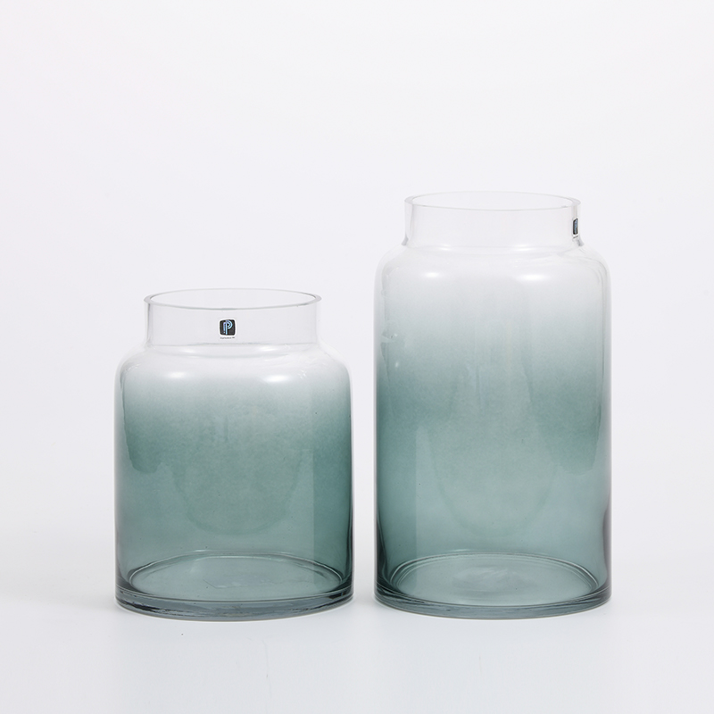 Heavy duty hand--blown glassware gradient colored with open mouth glass flower vase on sale