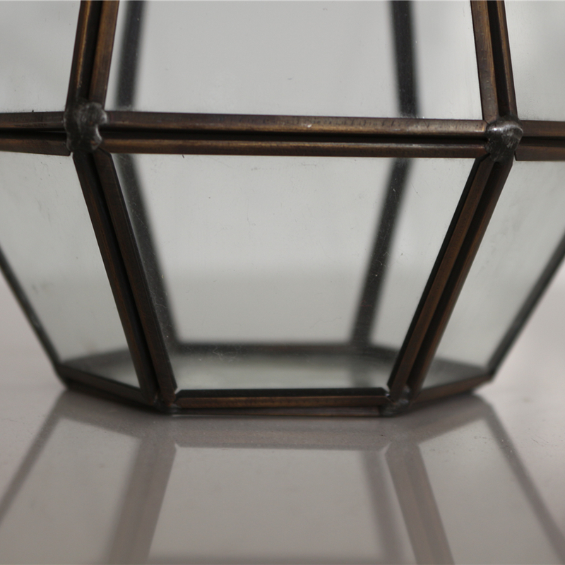 Flower House on Sale Copper Framed Geometric Glass Terrarium for Home Decoration