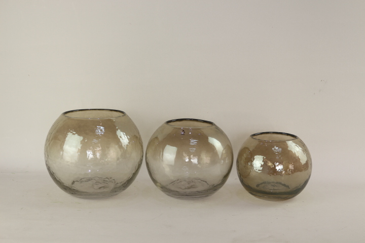 2020 ellipsoid glass vase manufactured in China with good quality