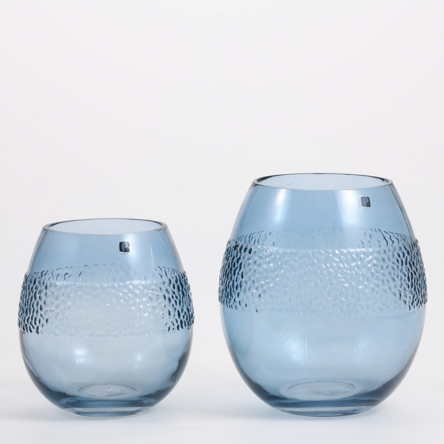 Hot sale heavy-duty decorative hand-blown glass flower vase from Chinese glassware factory supply