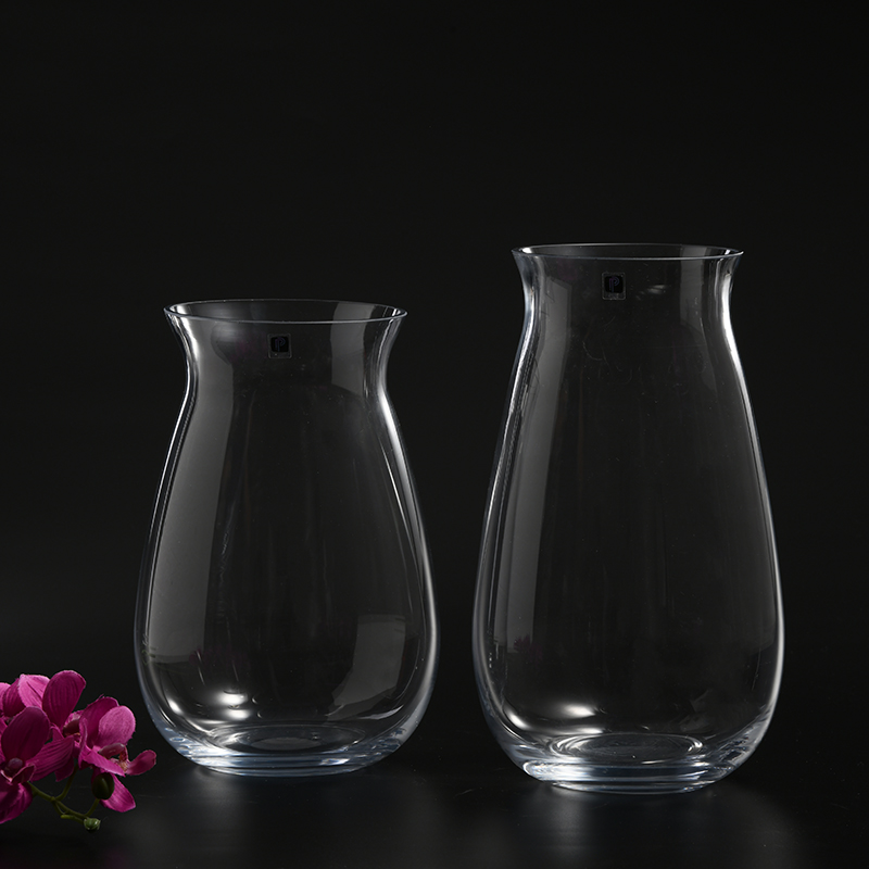 Hot sell regular design decorative vases transparent hand-blown glass flower vase