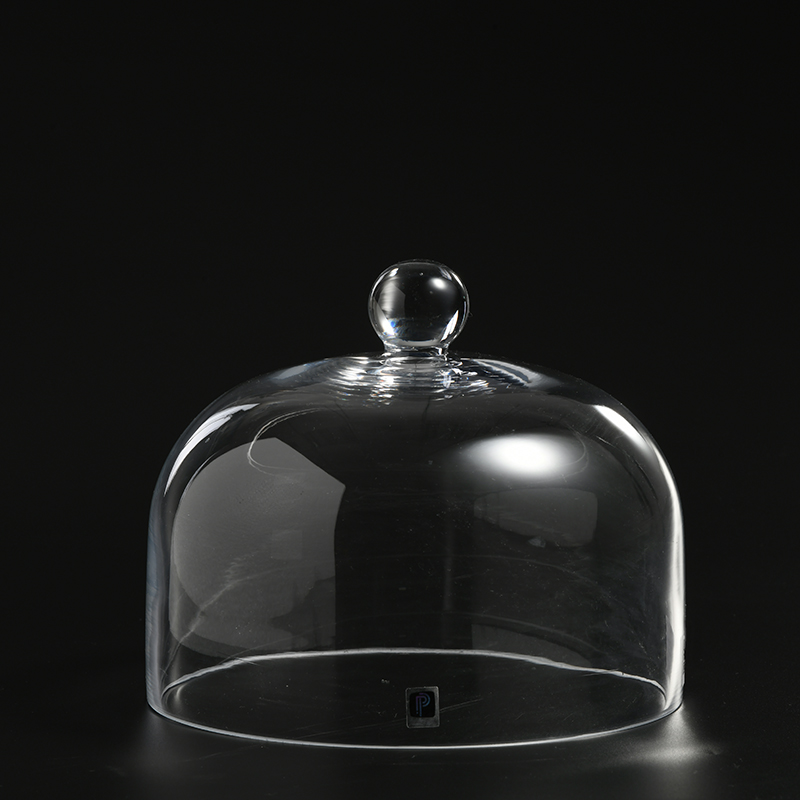 Cafe restaurants and home decoration shockproof waterproof Glass cake stand cover round dome with good price