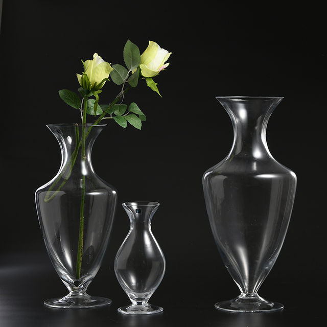 European style glass vase hot sell different sizes customized transparent hand-blown glass flower vase manufacture