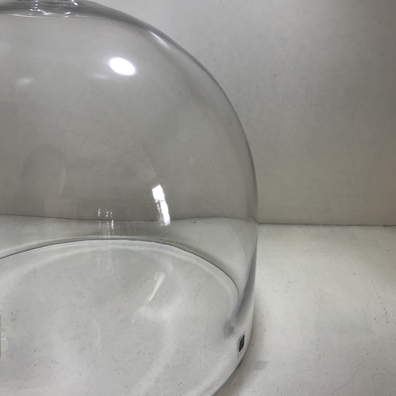 Manufactured in China Round Glass Dome Rubber Wood Stand for Cake or Dessert Food