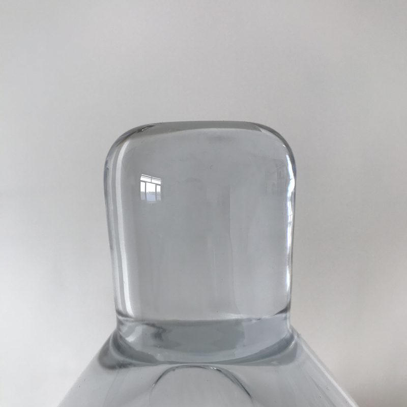 High performance handmade Clear Round Glass Dessert Table Stands With Stainless Steel Stand And Base