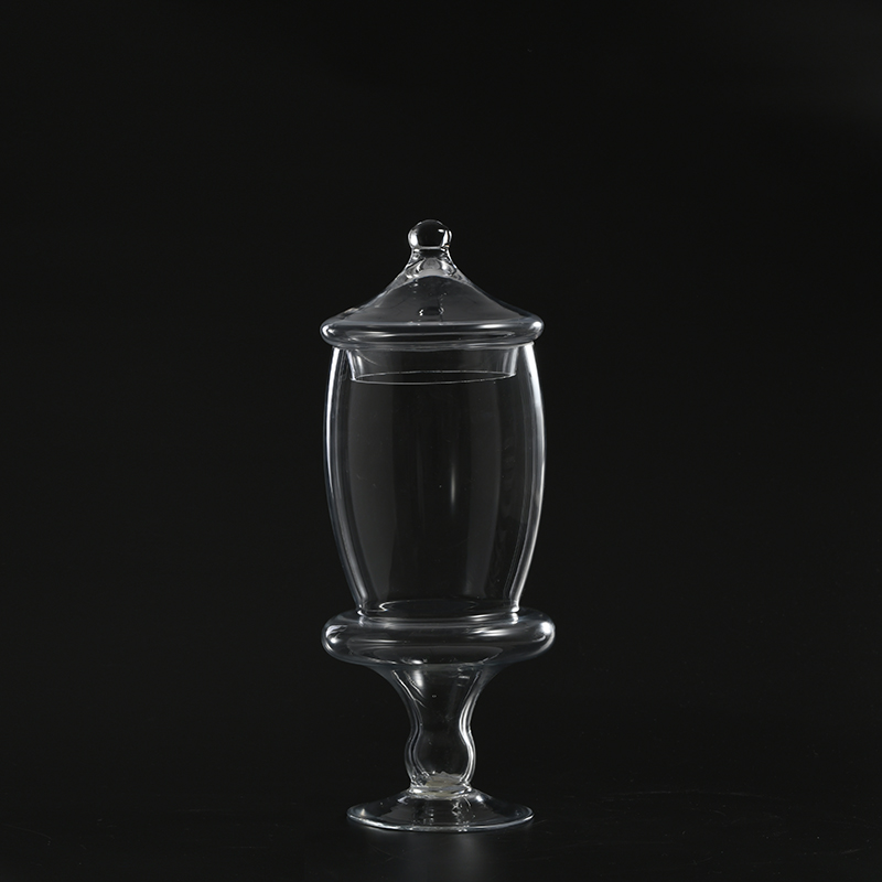 Glassware factory directly to sellers transparent glass candy jar or marshmallow jar with heart shape design