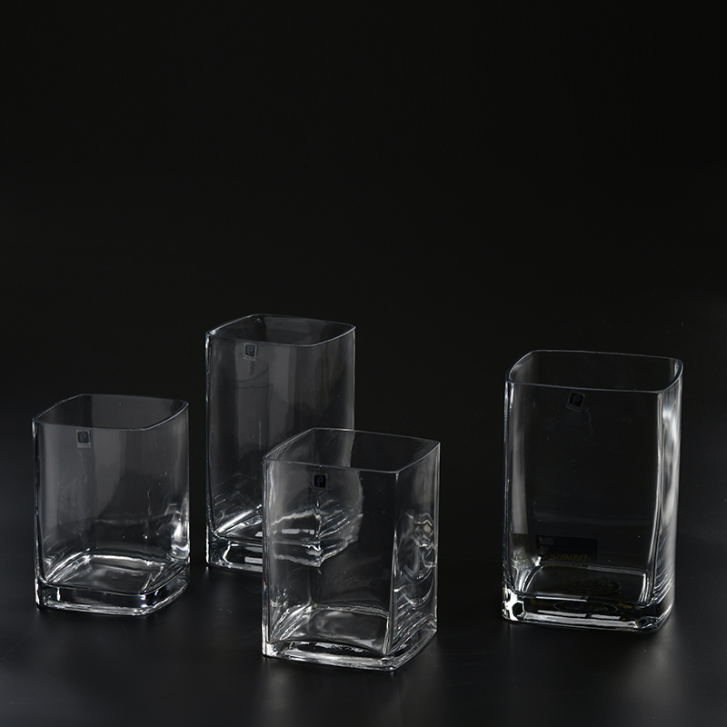 Cheap Wholesale Custom Fashion Luxury glass vase with Long Service Life
