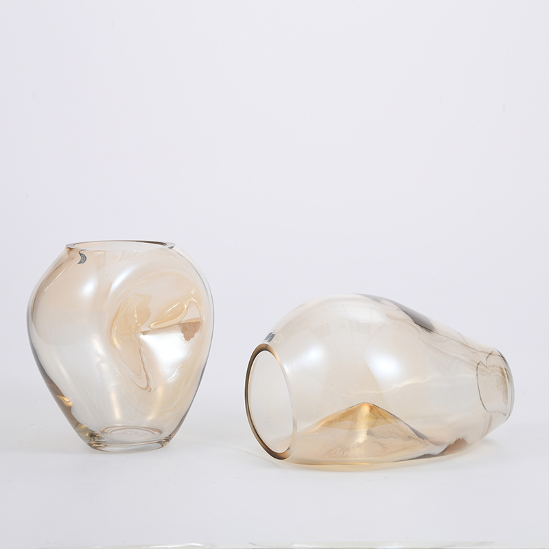 Heavy duty transparent with gradient amber colored finger point pressing design glass flower vase Chinese manufacture