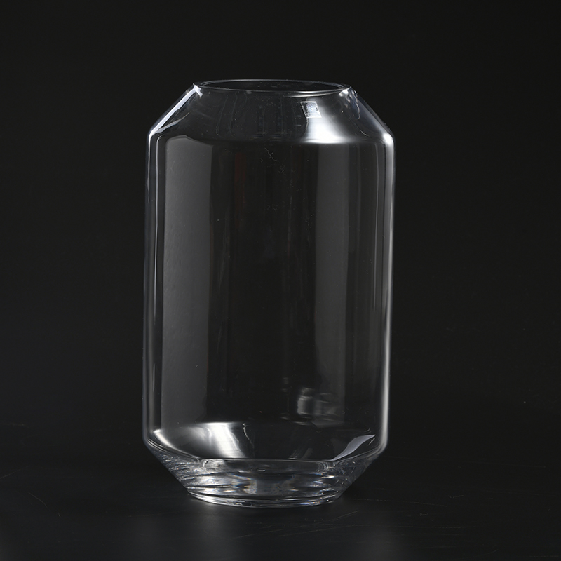 Nordic design home or cafe decoration different patterns and sizes transparent hand-blown glass flower vase