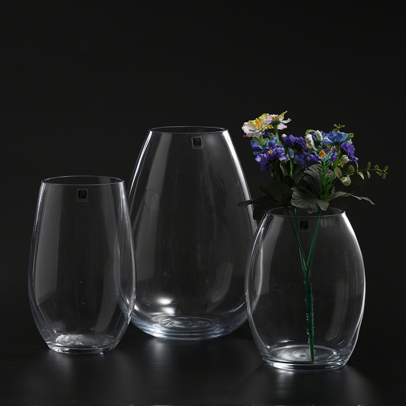 Hot sell regular design decorative vases transparent hand-blown glass flower vase