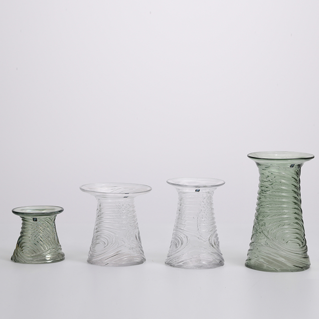 Heavy duty classic style glassware with open mouth and electro-water processing glass flower vase Chinese manufacture