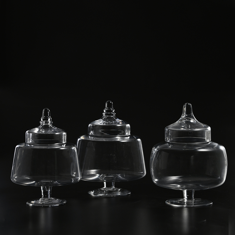 Transparent crystal sugar jar with strong oriental color