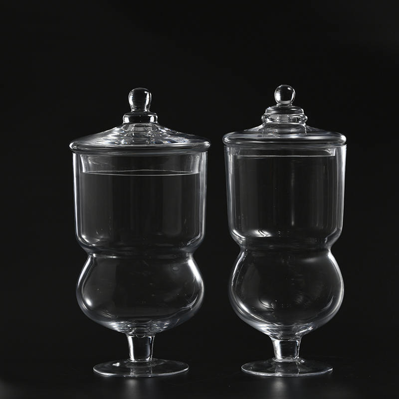 Glassware factory directly to sellers transparent glass candy jar or marshmallow jar with heart shape design