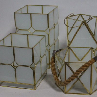 2020 latest design dainty handcrafted glass candle lantern with competitive price
