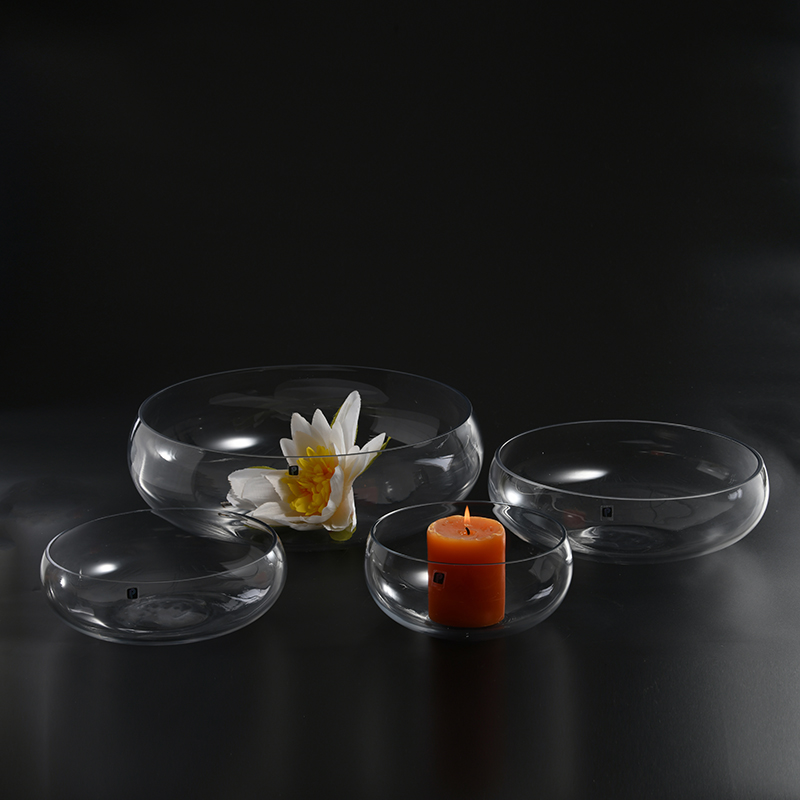 Glassware factory supply hand blown transparent glass candle holder with vertical strip for home decoration