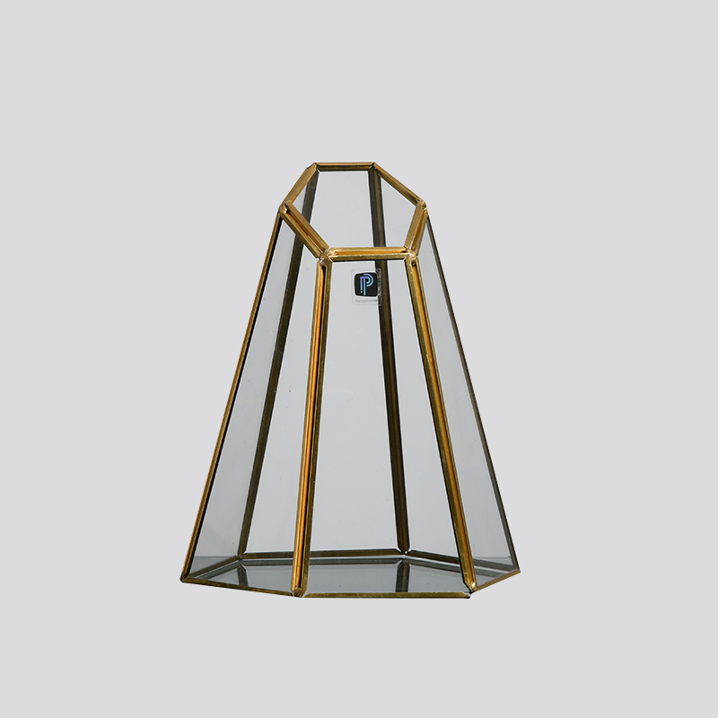 Flower House on Sale Copper Framed Geometric Glass Terrarium for Home Decoration