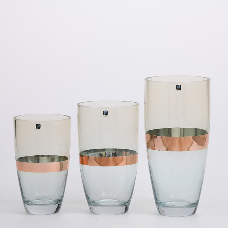 Heavy duty high fashion transparent glassware with golden circle glass flower vase Chinese manufacture