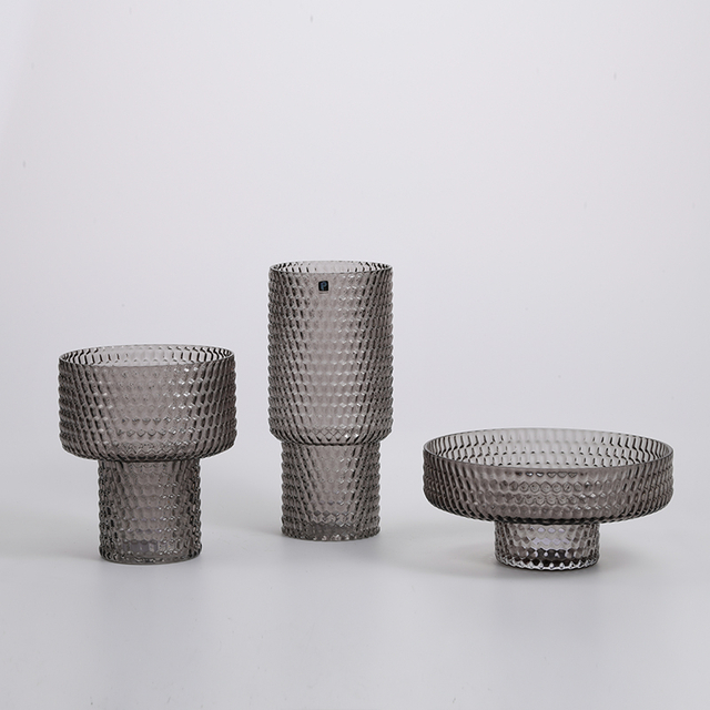 High quality glassware round ball small mouth glass vase design decorative glass flower vase Chinese manufacture