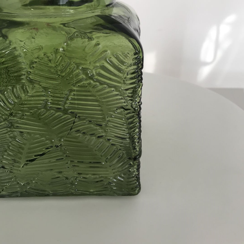 Clear Cylinder Glass Vase Candle Holder for Flower or Candle with Snowflake Decal and Christmas Decoration