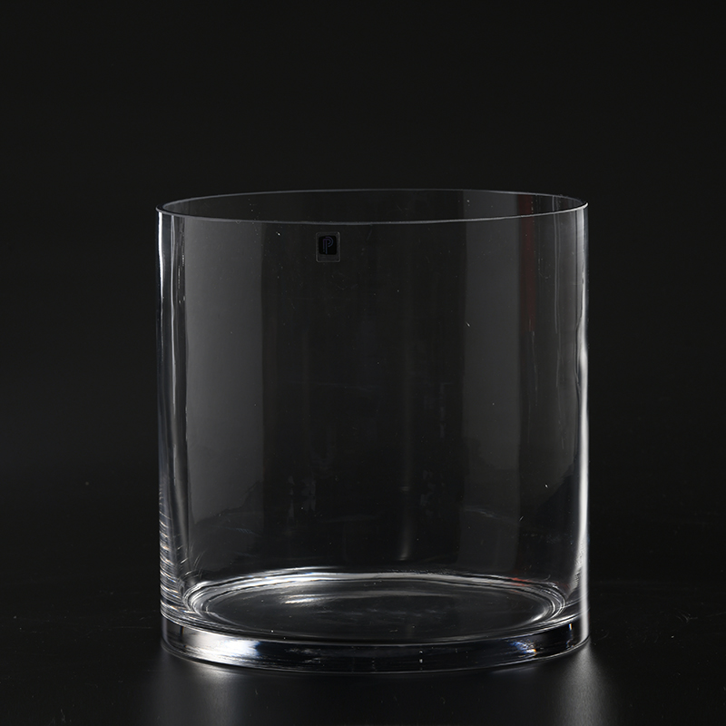 Glass flower container vase customized transparent hand-blown clear thick glass flower vase on sale