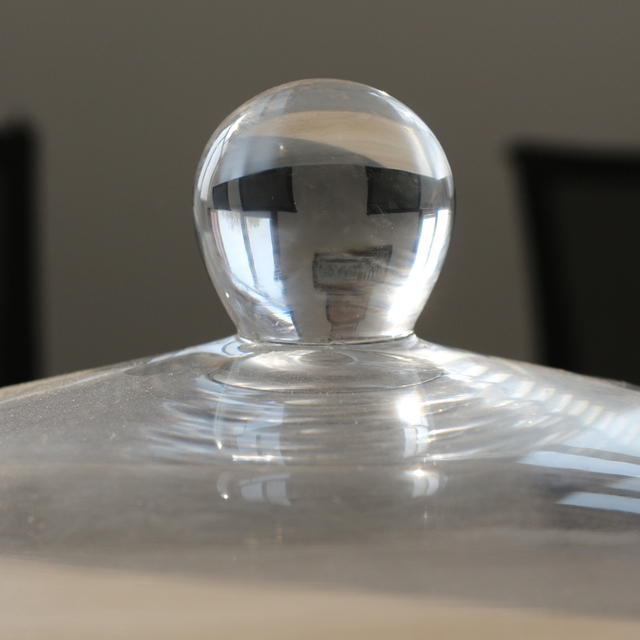 Handmade tableware round glass cake cover for cafes and restaurants decoration glass cake cover dome on sale