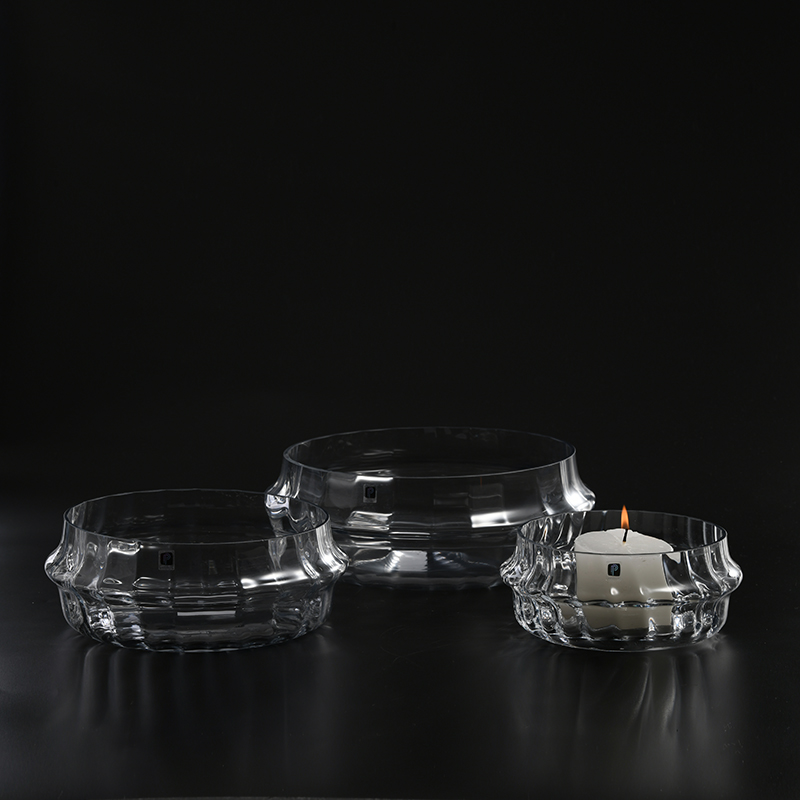Hand blown transparent very simple design glass candle holder for home decoration