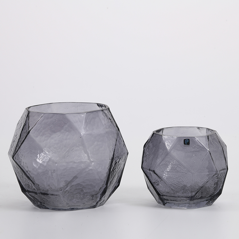 High quality modern style transparent or colored nature nordic design like a stone glass flower vase Chinese manufacture