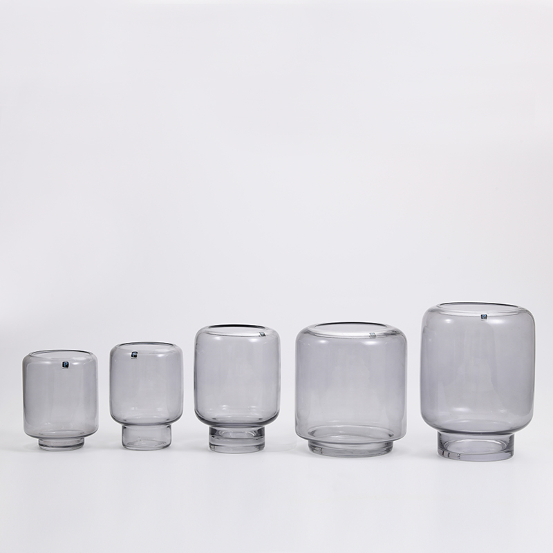 Hand-blown heavy duty blue colored jar with hot sale floral design glass flower vase Chinese manufacture supply
